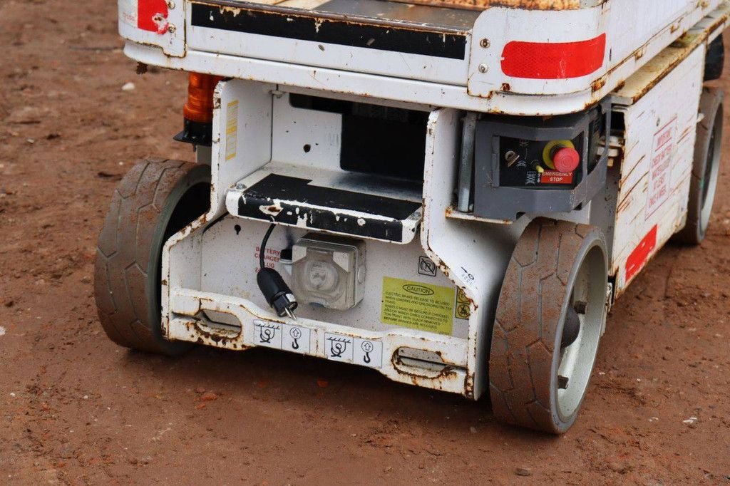 Teleskoparbeitsbühne Türe ait JLG 1230ES, Gebrauchtmaschine içinde Antwerpen (resim 11)