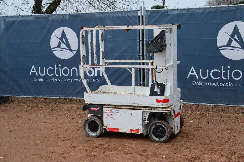 Teleskoparbeitsbühne типа JLG 1230ES, Gebrauchtmaschine в Antwerpen (Фотография 3)