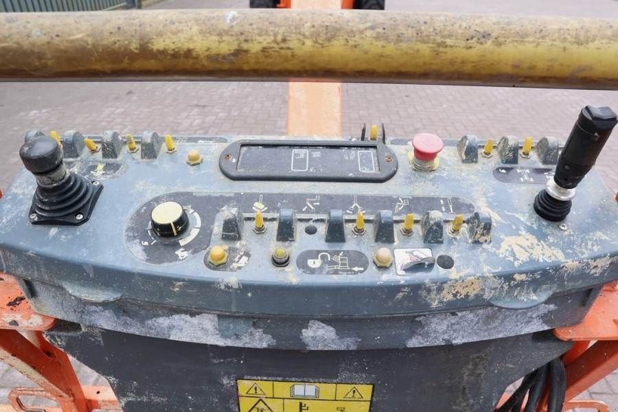 Teleskoparbeitsbühne типа JLG 1350SJP Diesel, 4x4 Drive And 4-Wheel Steering, 43, Gebrauchtmaschine в Groenlo (Фотография 5)