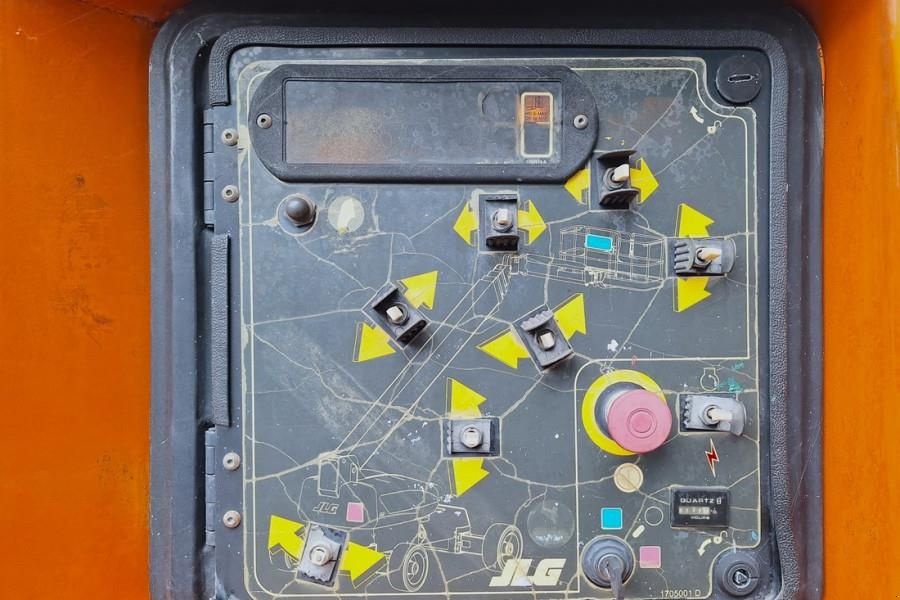 Teleskoparbeitsbühne typu JLG 1350SJP Diesel, 4x4x4 Drive 43.3m Working Height,, Gebrauchtmaschine v Groenlo (Obrázek 4)