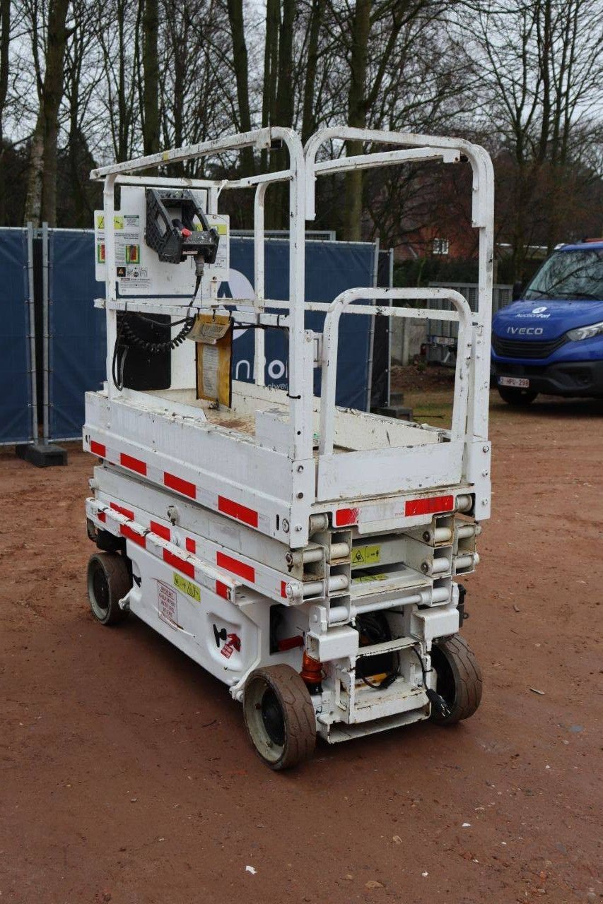 Teleskoparbeitsbühne Türe ait JLG 1930ES, Gebrauchtmaschine içinde Antwerpen (resim 8)