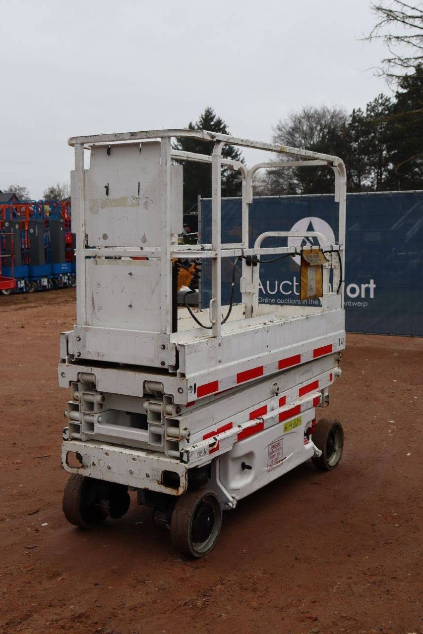 Teleskoparbeitsbühne Türe ait JLG 1930ES, Gebrauchtmaschine içinde Antwerpen (resim 7)