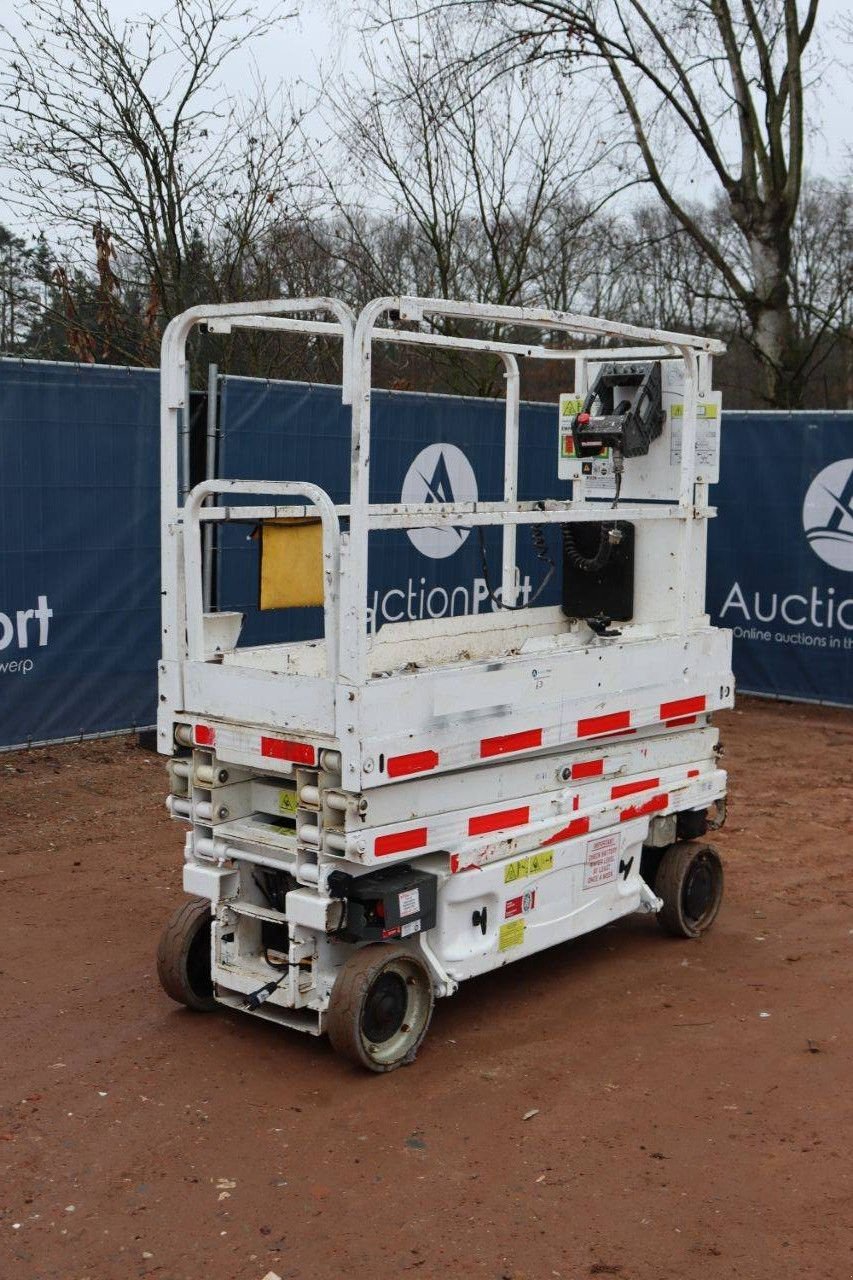 Teleskoparbeitsbühne Türe ait JLG 1930ES, Gebrauchtmaschine içinde Antwerpen (resim 10)