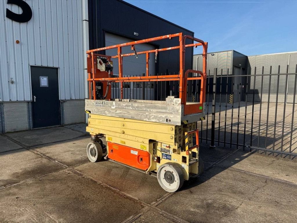 Teleskoparbeitsbühne типа JLG 2030ES, Gebrauchtmaschine в Antwerpen (Фотография 8)