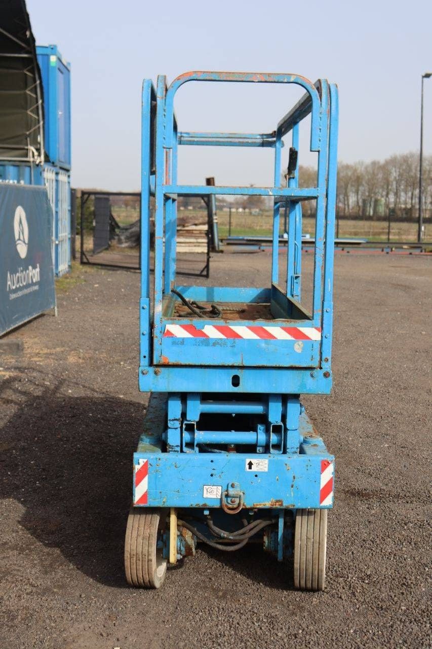 Teleskoparbeitsbühne типа JLG 2033 - E, Gebrauchtmaschine в Antwerpen (Фотография 9)