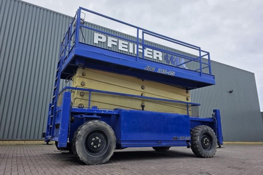 Teleskoparbeitsbühne tip JLG 210-25 Diesel, 4x4 Drive, 23m Working Height, 1000, Gebrauchtmaschine in Groenlo (Poză 1)