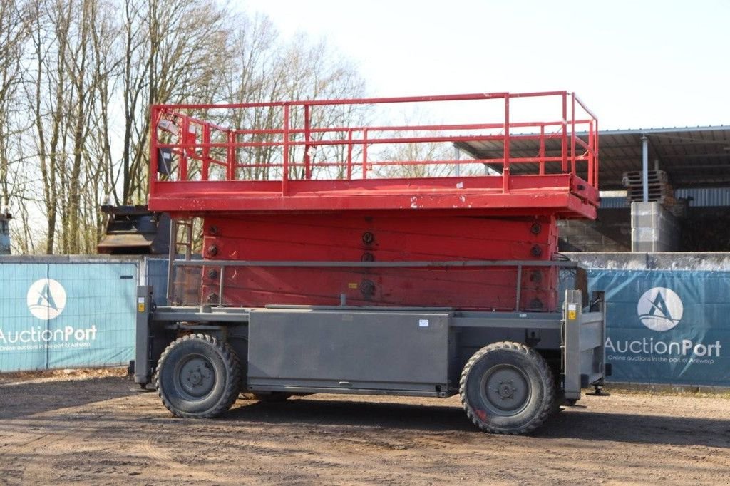 Teleskoparbeitsbühne des Typs JLG 210-25, Gebrauchtmaschine in Antwerpen (Bild 3)