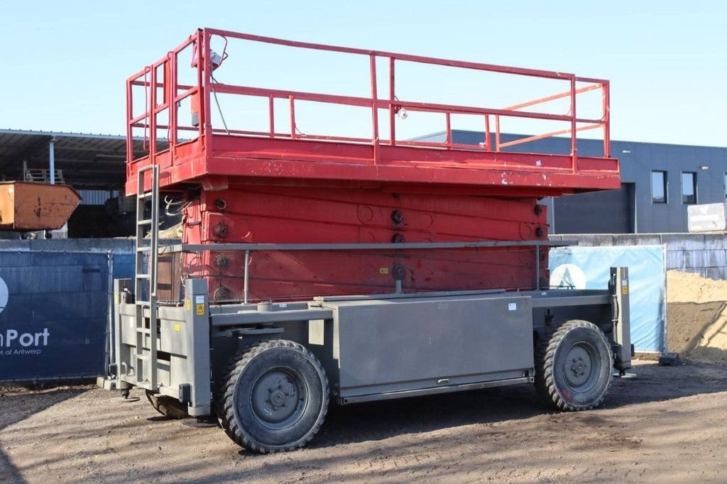 Teleskoparbeitsbühne des Typs JLG 210-25, Gebrauchtmaschine in Antwerpen (Bild 11)