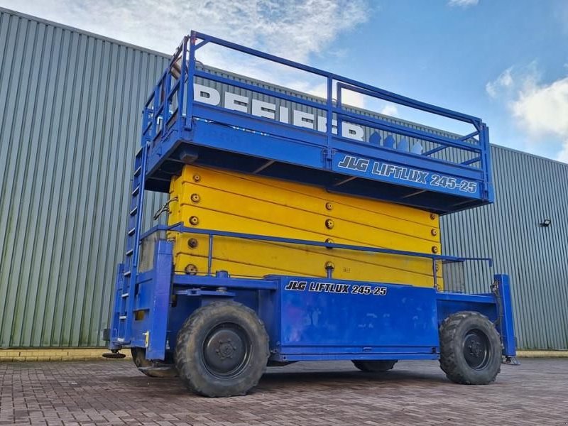 Teleskoparbeitsbühne des Typs JLG 245-25 Diesel, 4x4 Drive, 26m Working Height, 750k, Gebrauchtmaschine in Groenlo (Bild 1)