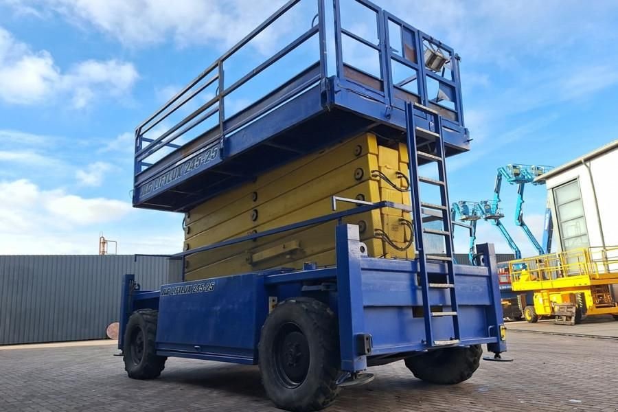 Teleskoparbeitsbühne типа JLG 245-25 Diesel, 4x4 Drive, 26m Working Height, 750k, Gebrauchtmaschine в Groenlo (Фотография 9)