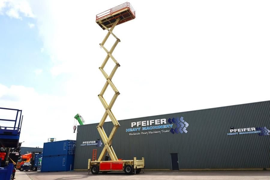 Teleskoparbeitsbühne of the type JLG 260-25 Diesel, 4x4 Drive, 9.80m Hydraulic Deck Ext, Gebrauchtmaschine in Groenlo (Picture 3)