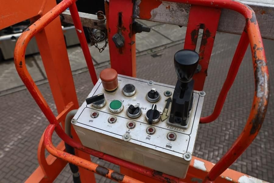 Teleskoparbeitsbühne of the type JLG 260-25 Diesel, 4x4 Drive, 9.80m Hydraulic Deck Ext, Gebrauchtmaschine in Groenlo (Picture 5)