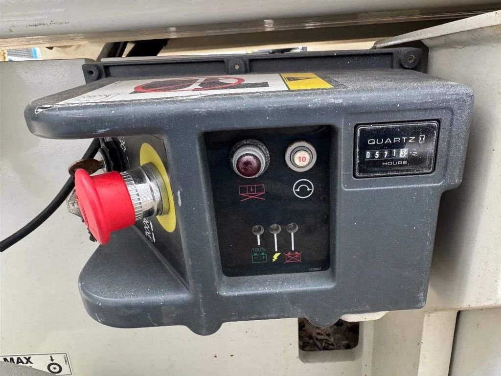 Teleskoparbeitsbühne του τύπου JLG 2630ES Hoogwerker Schaarhoogwerker, Gebrauchtmaschine σε Hedel (Φωτογραφία 9)