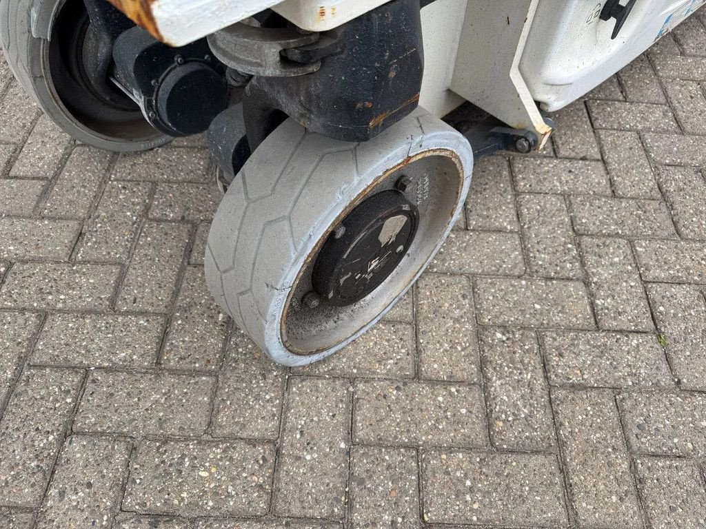 Teleskoparbeitsbühne του τύπου JLG 2630ES Hoogwerker Schaarhoogwerker, Gebrauchtmaschine σε Hedel (Φωτογραφία 4)