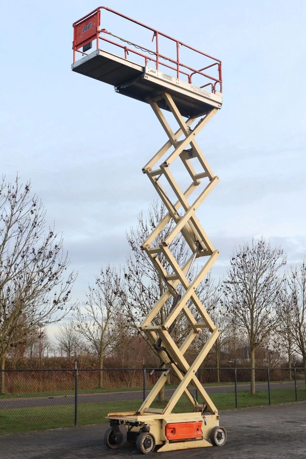 Teleskoparbeitsbühne tipa JLG 2646 ES 10 METER 450 KG, Gebrauchtmaschine u Marknesse (Slika 9)