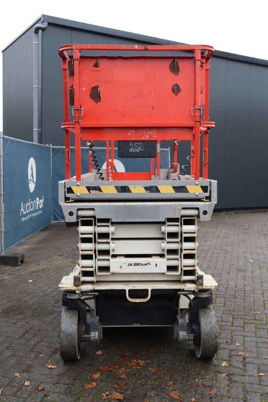 Teleskoparbeitsbühne des Typs JLG 2646 ES, Gebrauchtmaschine in Antwerpen (Bild 9)