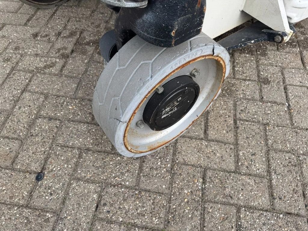 Teleskoparbeitsbühne vrste JLG 2646ES Hoogwerker Schaarhoogwerker, Gebrauchtmaschine v Hedel (Slika 4)