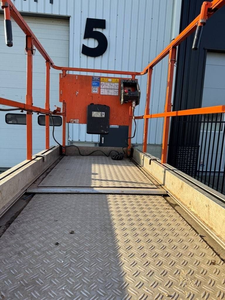 Teleskoparbeitsbühne tip JLG 3246ES, Gebrauchtmaschine in Antwerpen (Poză 9)