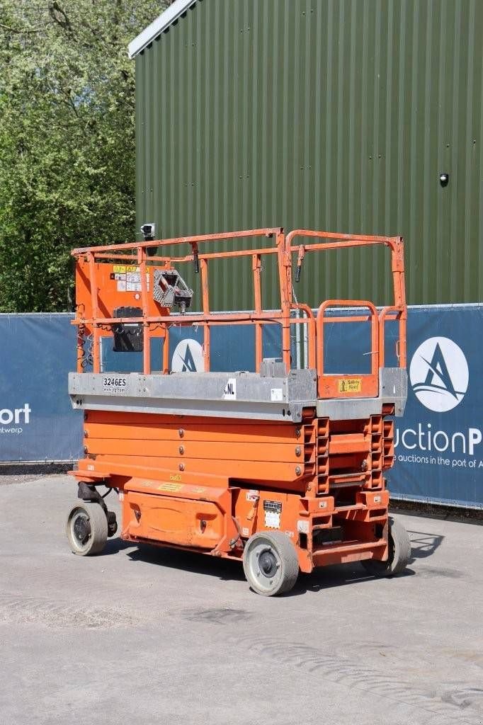 Teleskoparbeitsbühne del tipo JLG 3246ES, Gebrauchtmaschine en Antwerpen (Imagen 3)