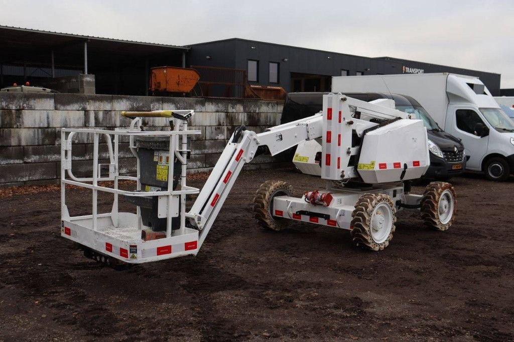 Teleskoparbeitsbühne типа JLG 340AJ, Gebrauchtmaschine в Antwerpen (Фотография 10)