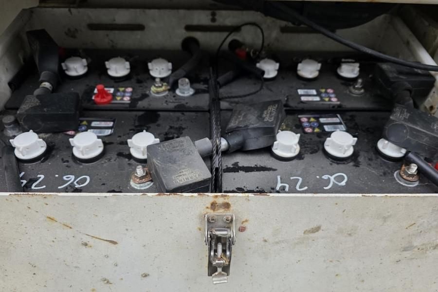 Teleskoparbeitsbühne des Typs JLG 4069LE Electric, 14.2m Working Height, 360kg Capac, Gebrauchtmaschine in Groenlo (Bild 11)