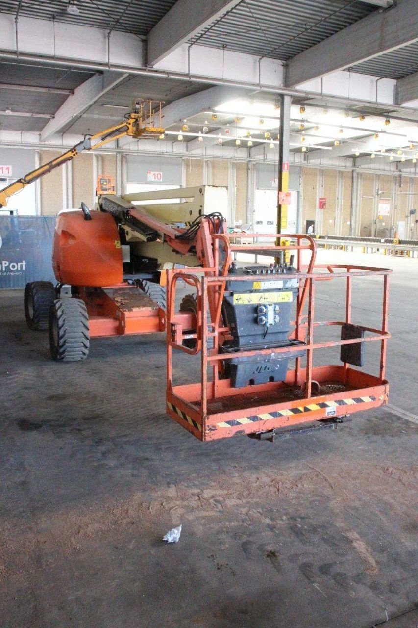 Teleskoparbeitsbühne типа JLG 450AJ, Gebrauchtmaschine в Antwerpen (Фотография 7)