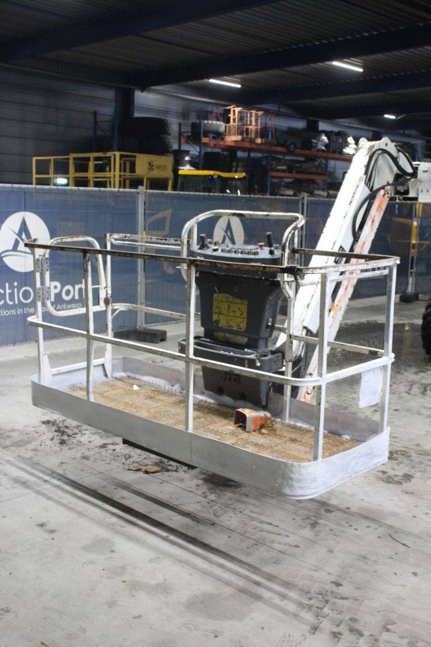 Teleskoparbeitsbühne del tipo JLG 460SJ, Gebrauchtmaschine In Antwerpen (Immagine 10)