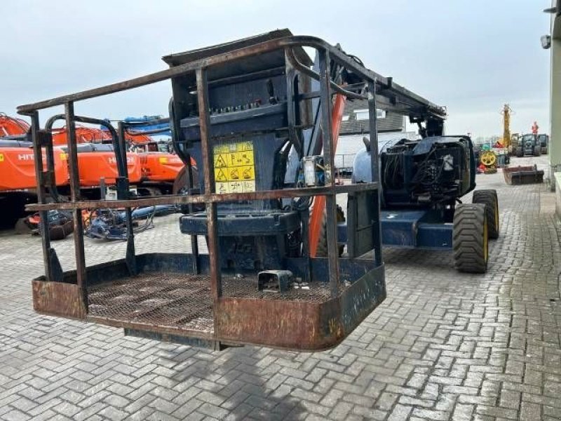 Teleskoparbeitsbühne des Typs JLG 600 AJ, Gebrauchtmaschine in Roosendaal (Bild 4)