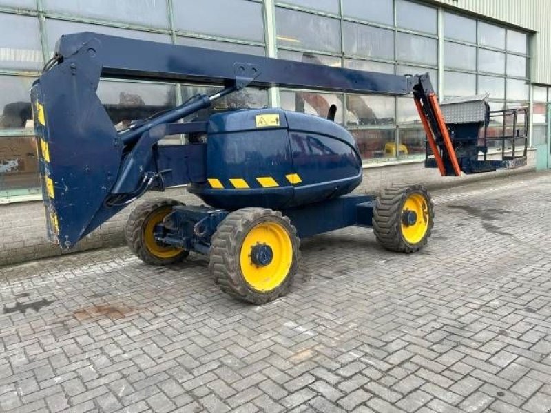 Teleskoparbeitsbühne des Typs JLG 600 AJ, Gebrauchtmaschine in Roosendaal (Bild 2)
