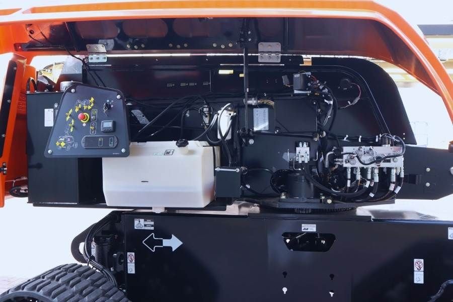 Teleskoparbeitsbühne типа JLG 660SJ Quad Tracks Also Available For Rent, New, Di, Gebrauchtmaschine в Groenlo (Фотография 11)