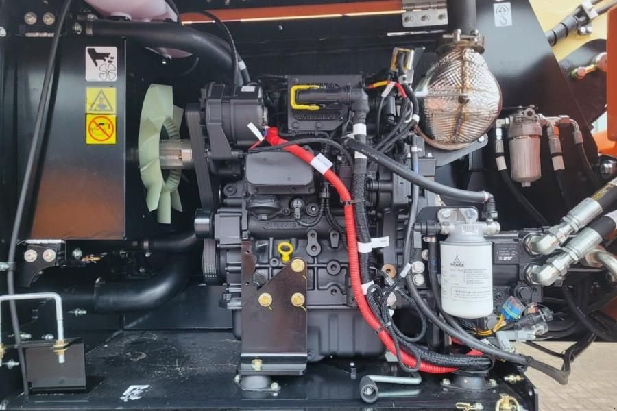 Teleskoparbeitsbühne от тип JLG 660SJ Quad Tracks Also Available For Rent, New, Di, Gebrauchtmaschine в Groenlo (Снимка 10)