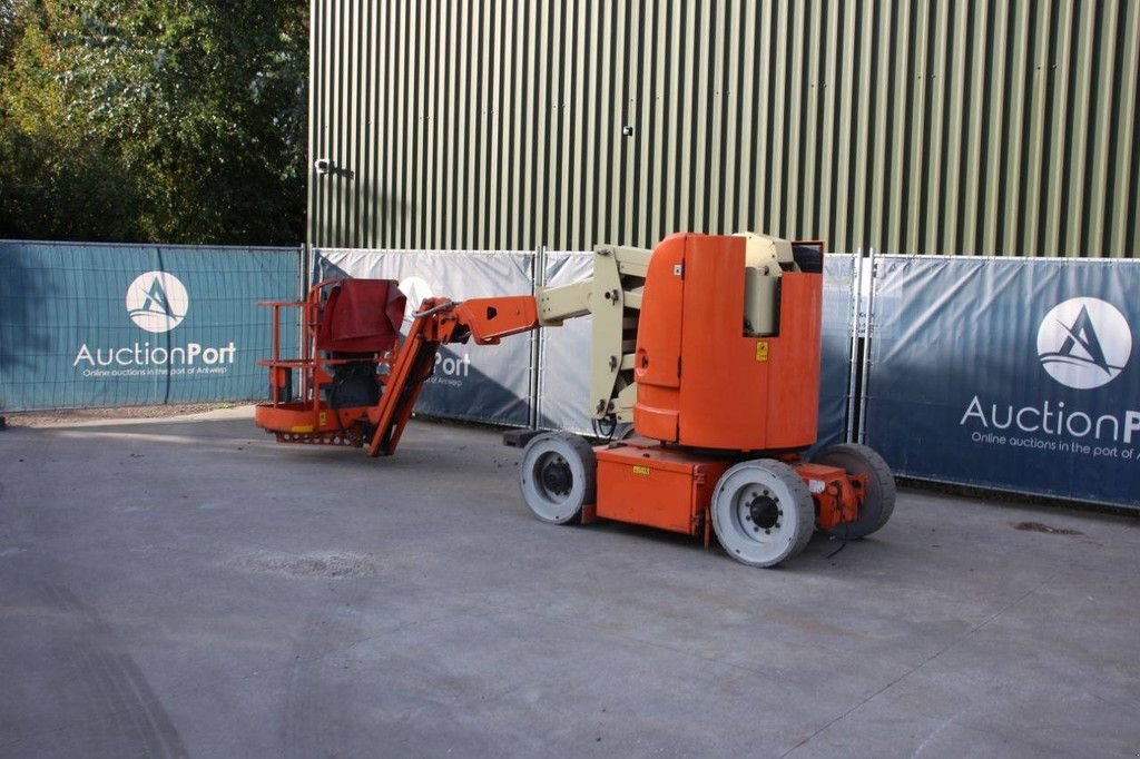 Teleskoparbeitsbühne типа JLG E300AJP, Gebrauchtmaschine в Antwerpen (Фотография 3)