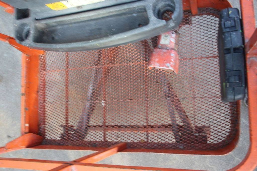 Teleskoparbeitsbühne типа JLG E300AJP, Gebrauchtmaschine в Antwerpen (Фотография 11)