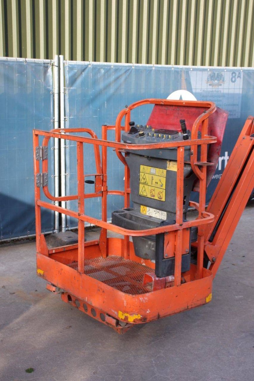 Teleskoparbeitsbühne типа JLG E300AJP, Gebrauchtmaschine в Antwerpen (Фотография 10)
