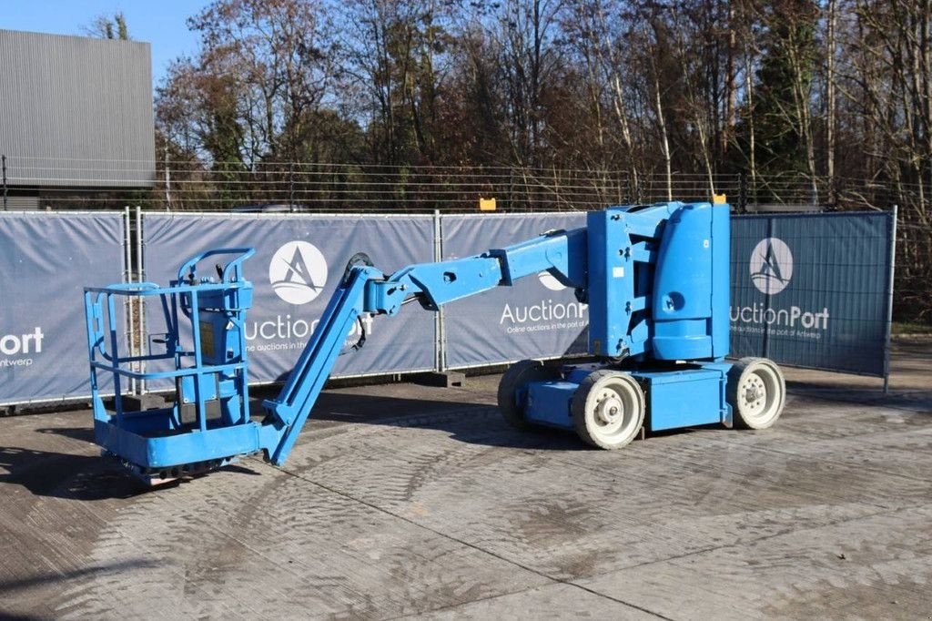 Teleskoparbeitsbühne типа JLG E300AJP, Gebrauchtmaschine в Antwerpen (Фотография 10)