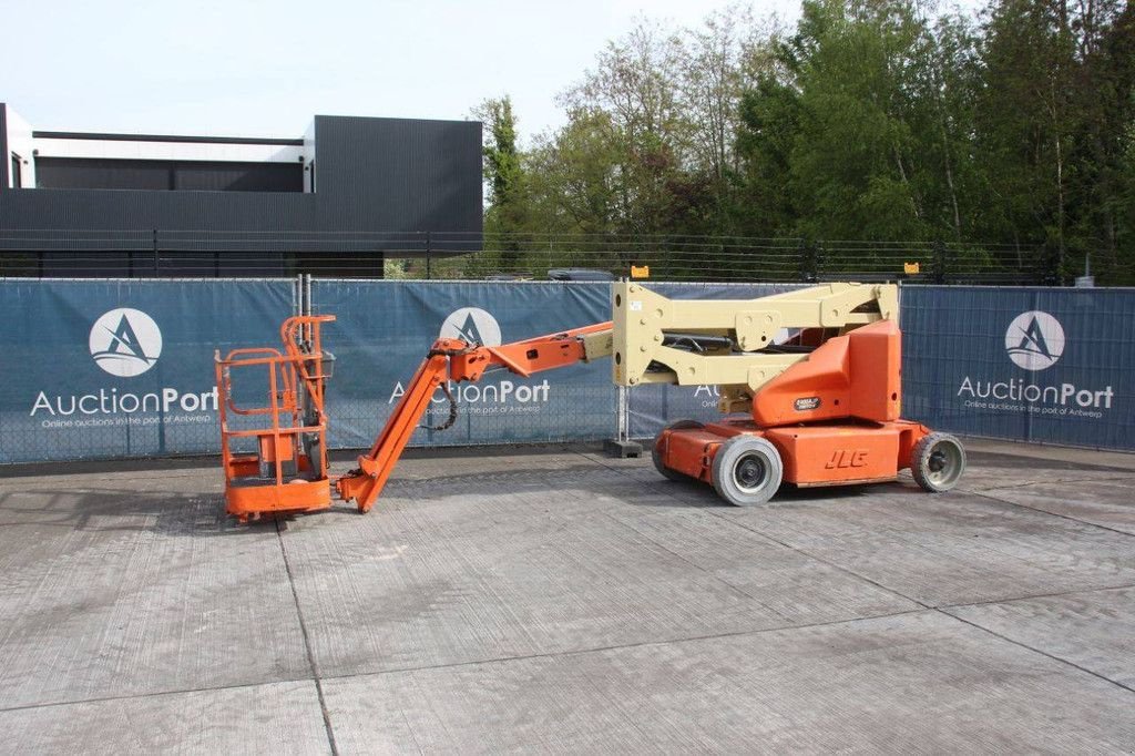 Teleskoparbeitsbühne типа JLG E400AJPN, Gebrauchtmaschine в Antwerpen (Фотография 1)