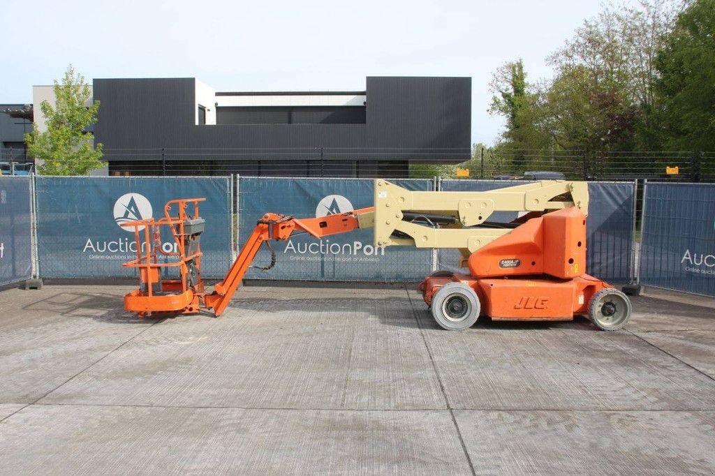 Teleskoparbeitsbühne типа JLG E400AJPN, Gebrauchtmaschine в Antwerpen (Фотография 2)