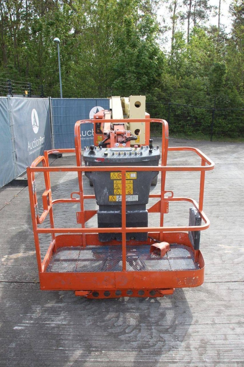 Teleskoparbeitsbühne типа JLG E400AJPN, Gebrauchtmaschine в Antwerpen (Фотография 8)
