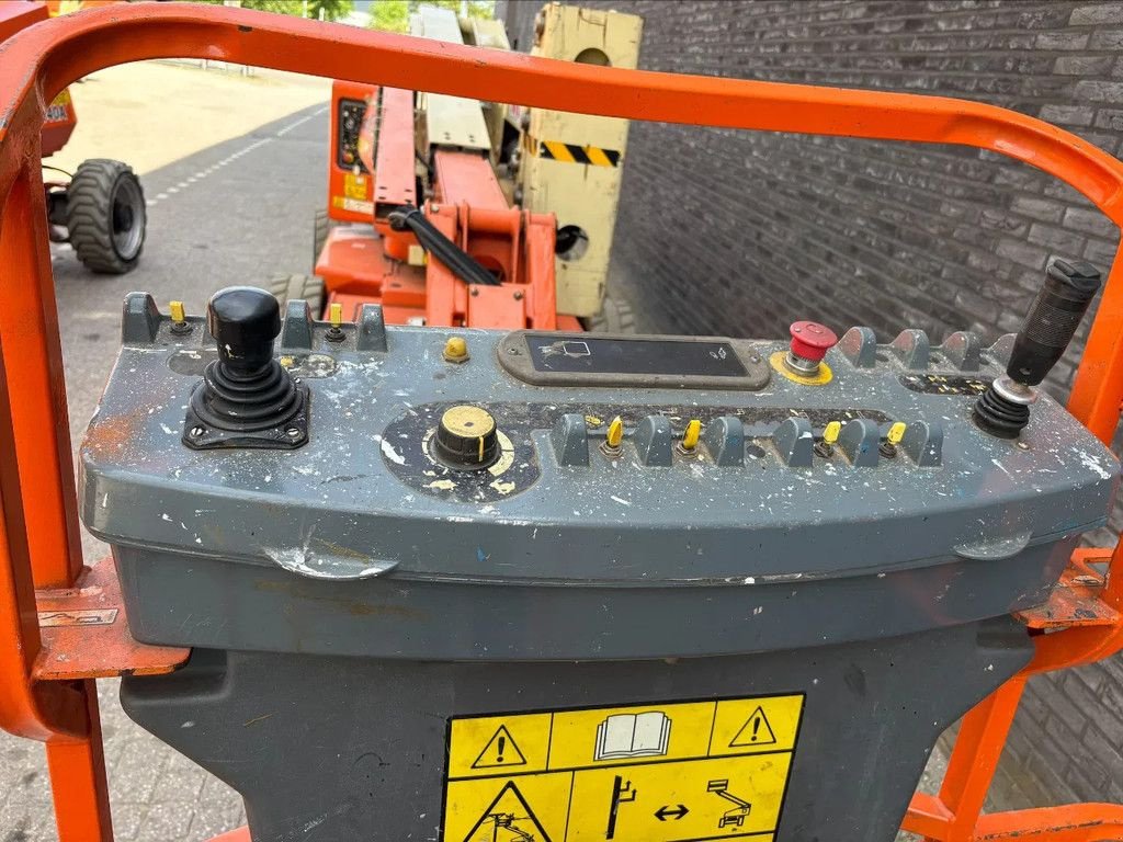 Teleskoparbeitsbühne tip JLG E450AJ, Gebrauchtmaschine in Barneveld (Poză 4)