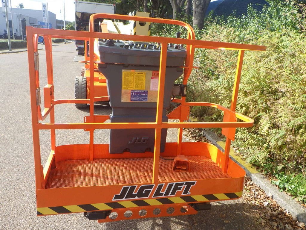 Teleskoparbeitsbühne Türe ait JLG E450AJ, Gebrauchtmaschine içinde Antwerpen (resim 4)