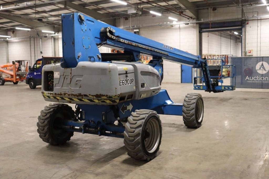 Teleskoparbeitsbühne типа JLG E600JP, Gebrauchtmaschine в Antwerpen (Фотография 7)