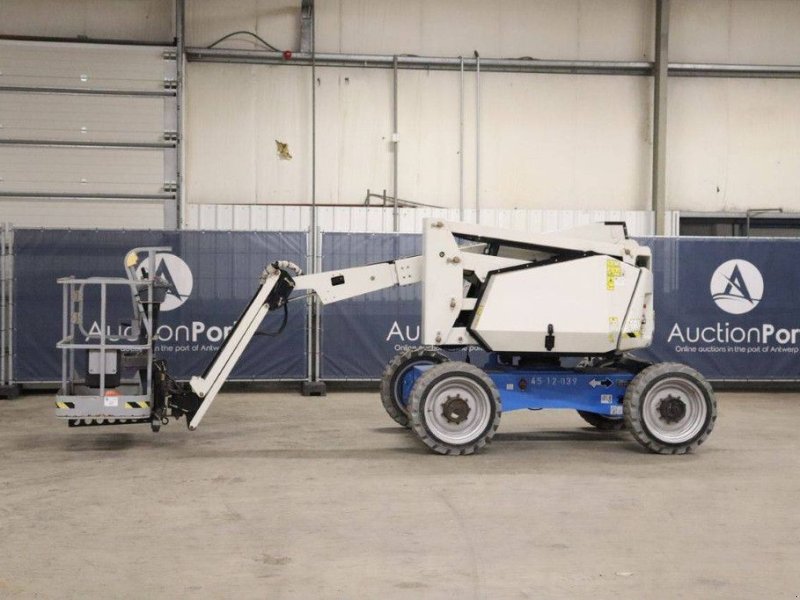 Teleskoparbeitsbühne des Typs JLG H340AJ 4 WD, Gebrauchtmaschine in Antwerpen (Bild 1)