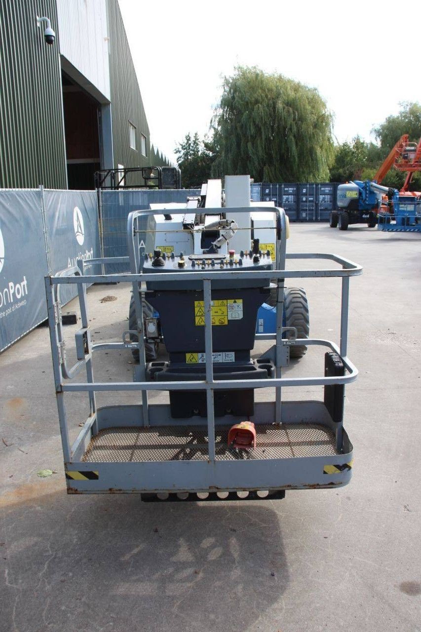 Teleskoparbeitsbühne tip JLG H340AJ, Gebrauchtmaschine in Antwerpen (Poză 8)