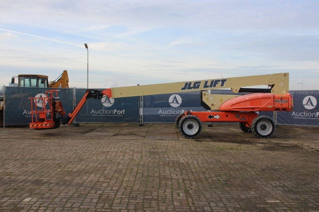 Teleskoparbeitsbühne типа JLG M600JP, Gebrauchtmaschine в Antwerpen (Фотография 2)