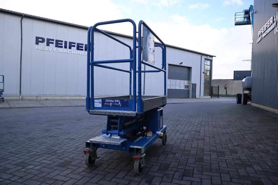 Teleskoparbeitsbühne of the type JLG Power Tower Electric, 5.10m Working Height, 250kg, Gebrauchtmaschine in Groenlo (Picture 2)