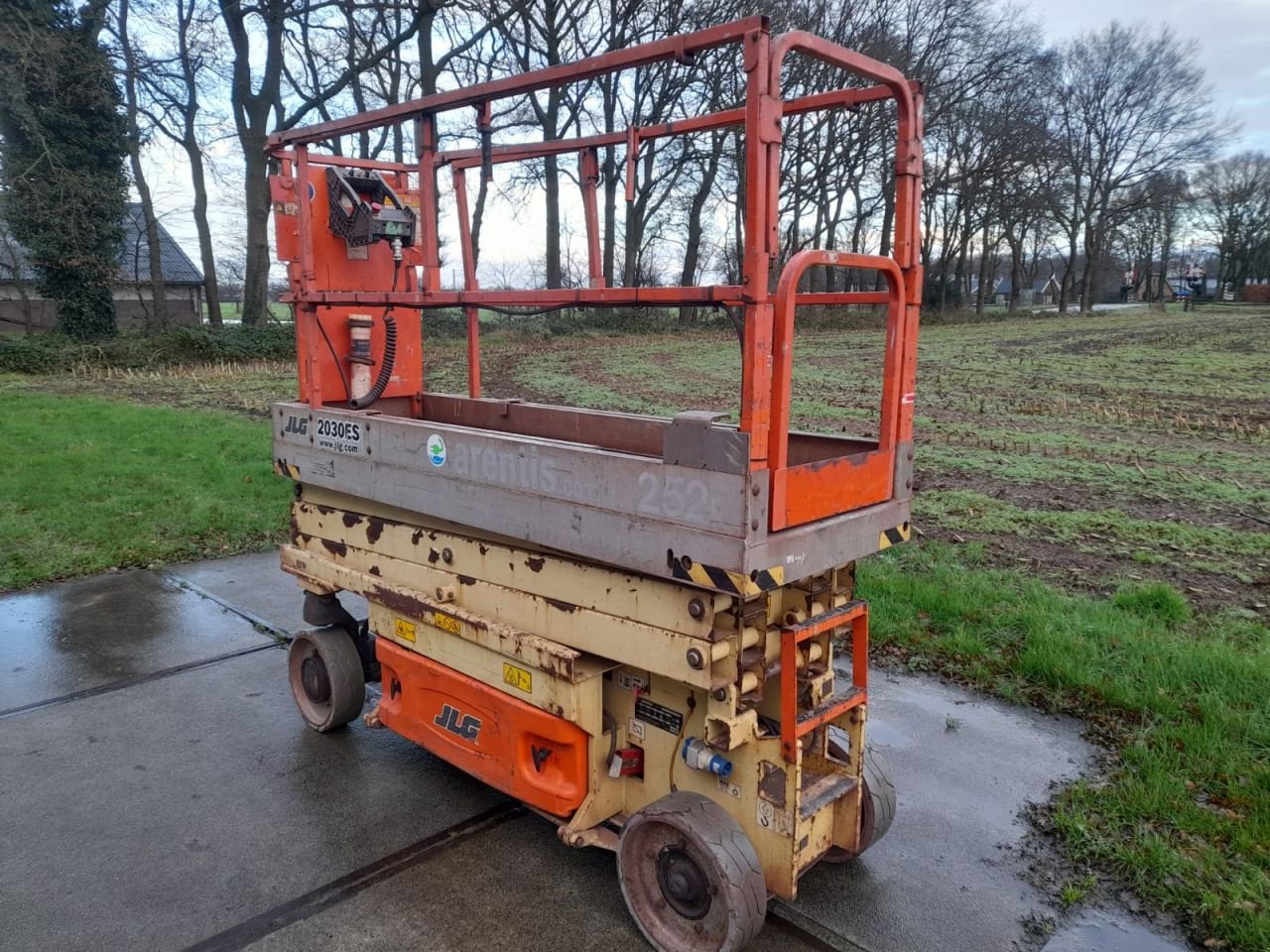 Teleskoparbeitsbühne του τύπου JLG schaarhoogwerker, Gebrauchtmaschine σε Veenendaal (Φωτογραφία 10)