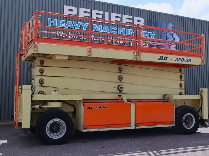 Teleskoparbeitsbühne des Typs JLG SL320-30 Diesel, 4x4 Drive, 34m Working Height, 14, Gebrauchtmaschine in Groenlo (Bild 1)