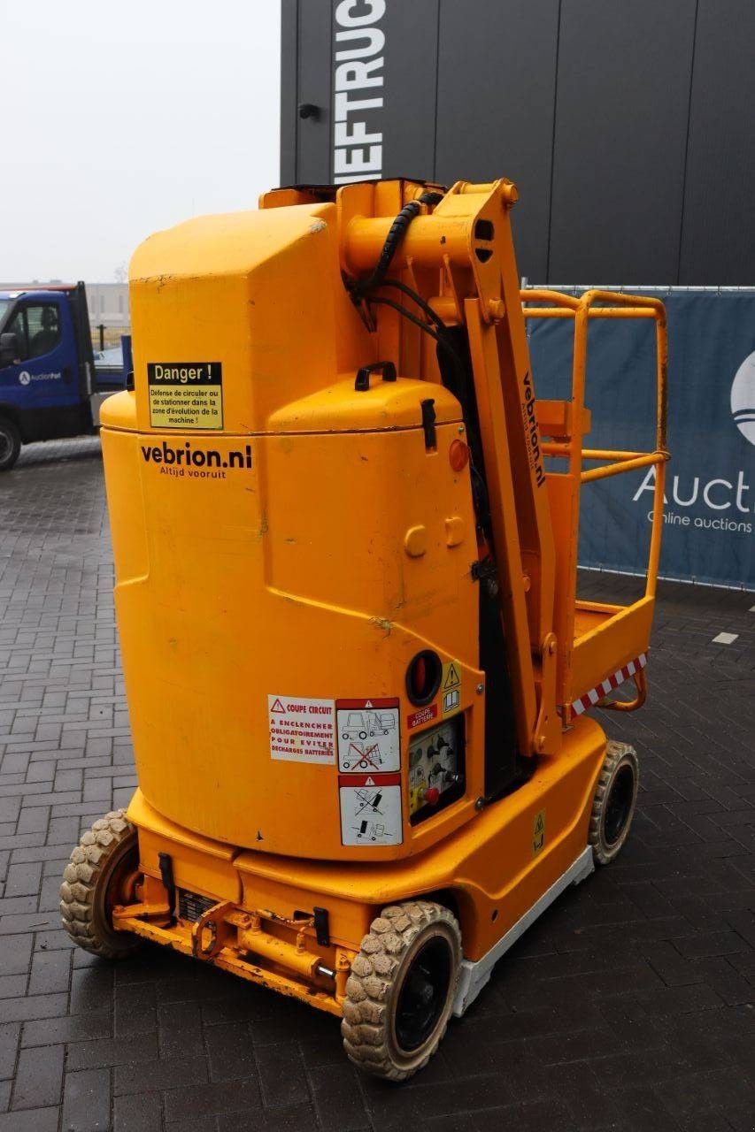 Teleskoparbeitsbühne от тип JLG Toucan 800 A, Gebrauchtmaschine в Antwerpen (Снимка 7)