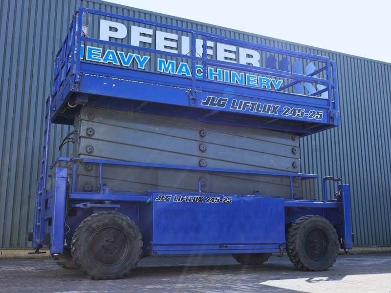 Teleskoparbeitsbühne des Typs Liftlux SL245-25D 4WD Diesel, 4x4 Drive, 26.5m Working Hei, Gebrauchtmaschine in Groenlo (Bild 1)
