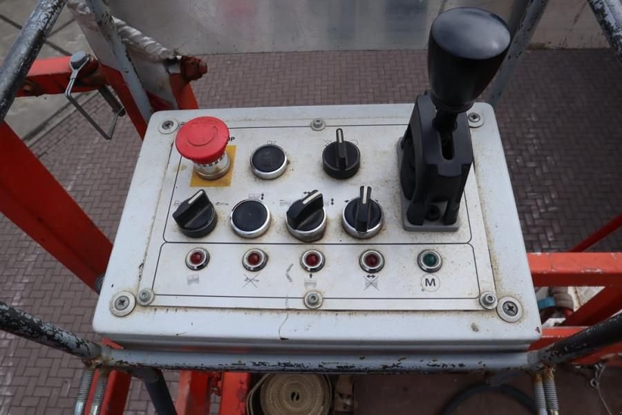 Teleskoparbeitsbühne типа Liftlux SL320-30DS Diesel, 4x4 Drive, 34m Working Height,, Gebrauchtmaschine в Groenlo (Фотография 4)